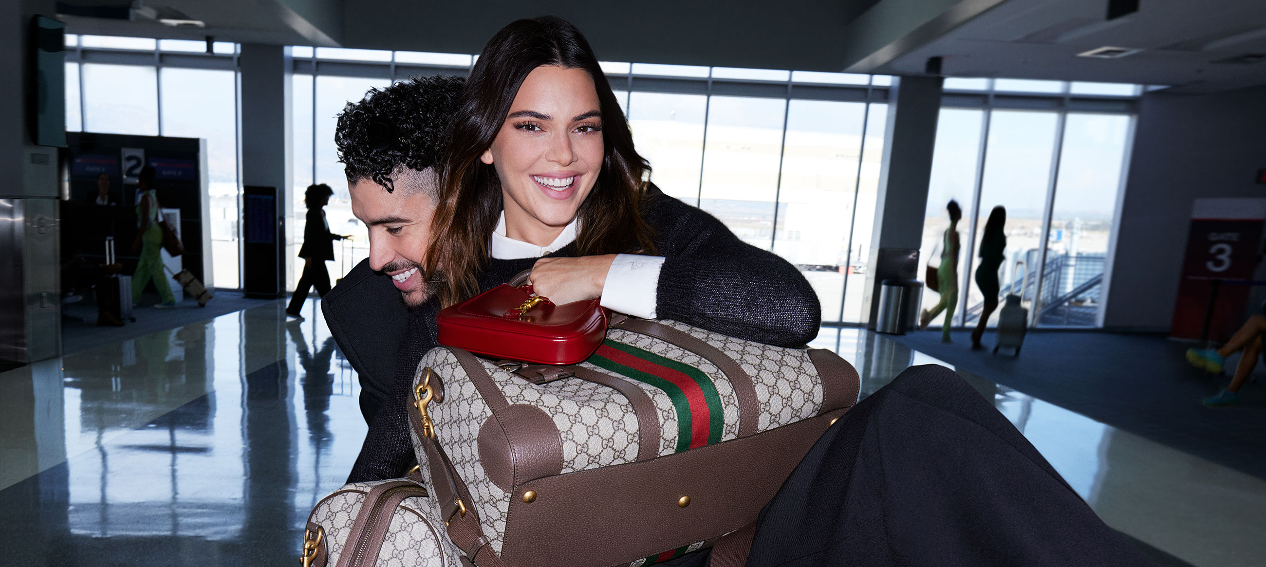 Louis Vuitton Monogram Handbags of Kendall Jenner on the Instagram account @ kendalljenner